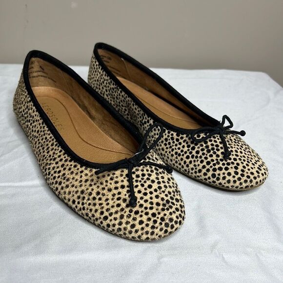 Aerosoles homerun Spotted Calf Hair Leather Slip-On Flat Ballet Skimmer - Picture 1 of 5